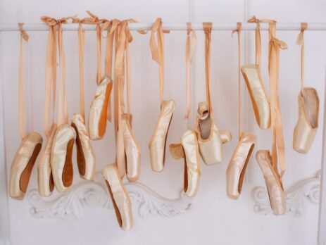 who invented pointe shoes